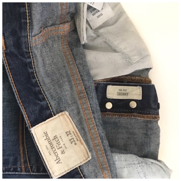 A&F Light Medium Wash Skinny - Picture 4 of 6